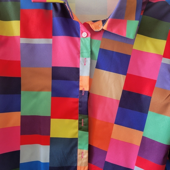 Colorful cropped button up - Picture 4 of 4